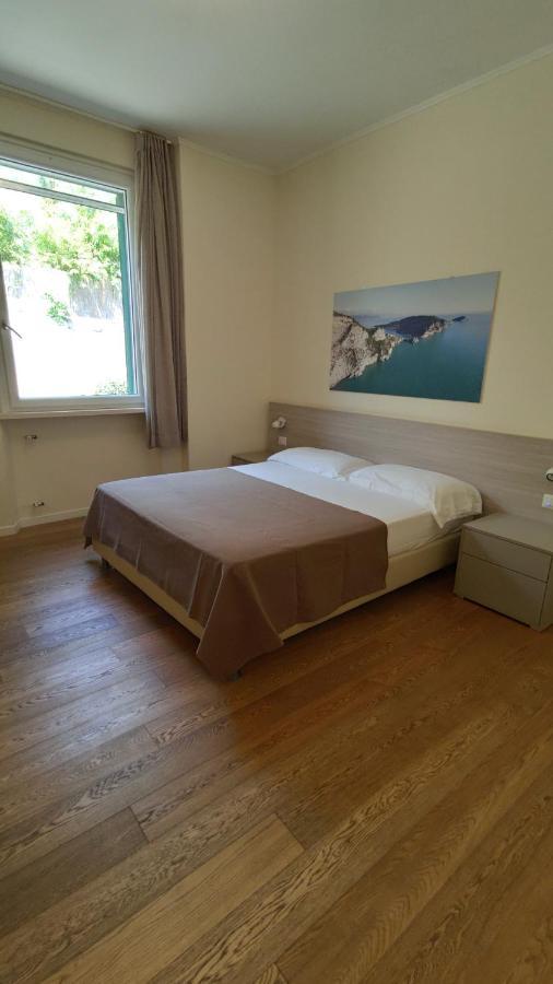 B&B Via Delle 5 Terre La Spezia Exterior photo