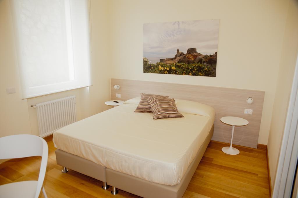 B&B Via Delle 5 Terre La Spezia Room photo